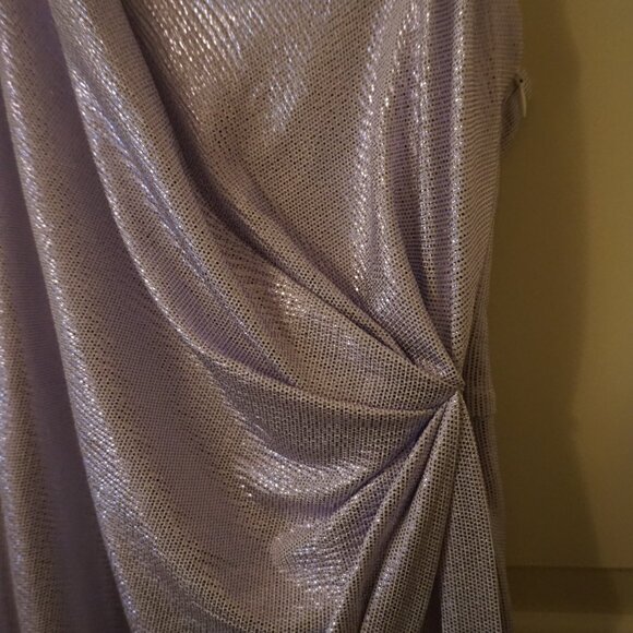 New Aidan Mattox Silver One Shoulder Formal Gown Size 2 - Picture 5 of 12
